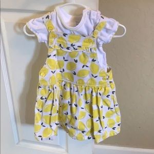 Adorable spring lemon dress